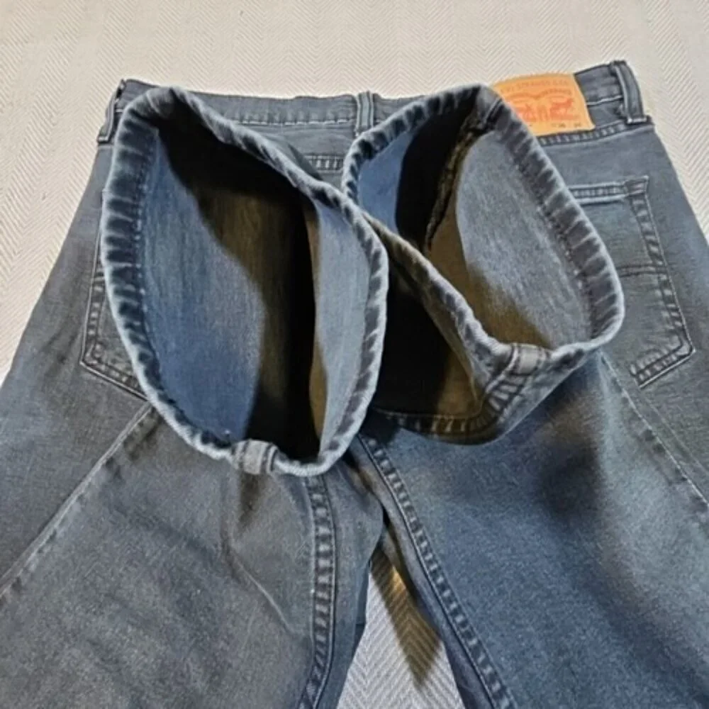 Levi's Jeans Men's W36 L32 Dark Slate‎ Blue Tapered Leg Stretch PC9-04511-5654